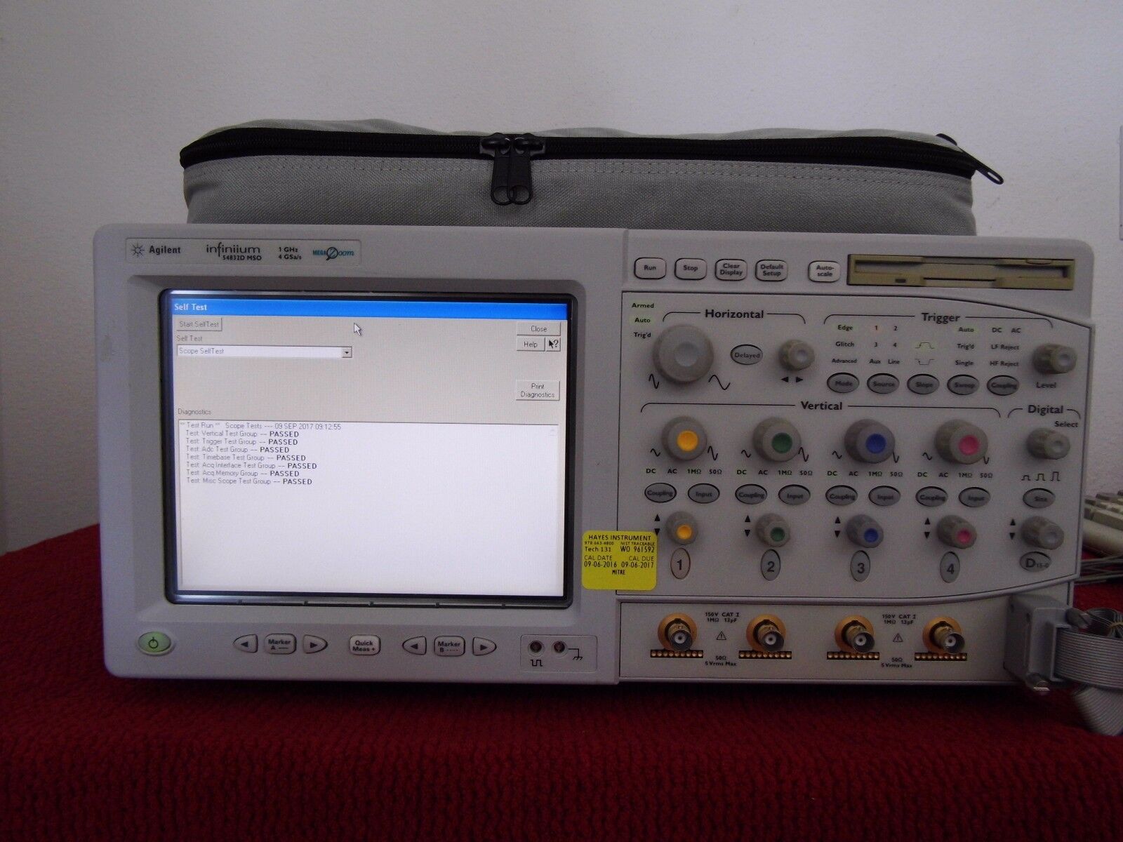 Agilent/HP54832D w/M1 Jitter & 040 1GHz,4GS/s,4CH+16CH w/Digital POD,clips, Agilent/HP54832D w/M1 Jitter & 040 1GHz,4GS/s,4CH+16CH w/Digital POD,clips,